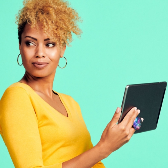 Nebula Galaxy Phone Stand - Picture 2 of 5